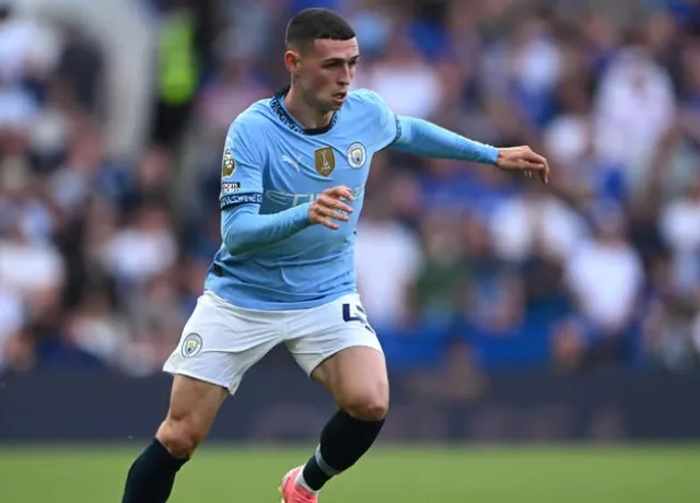 Sự sa sút phong độ của Phil Foden trong mùa giải 2024/25